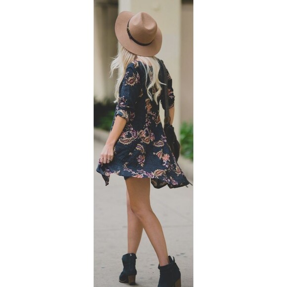 Tallow mini dress - Picture 2 of 10